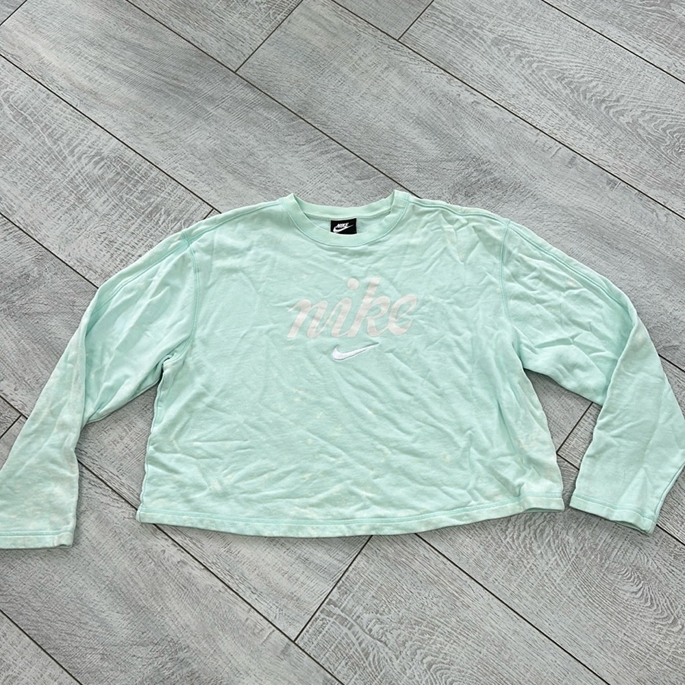 Nike light/mint green and white lightly tie dyed crew size 1X